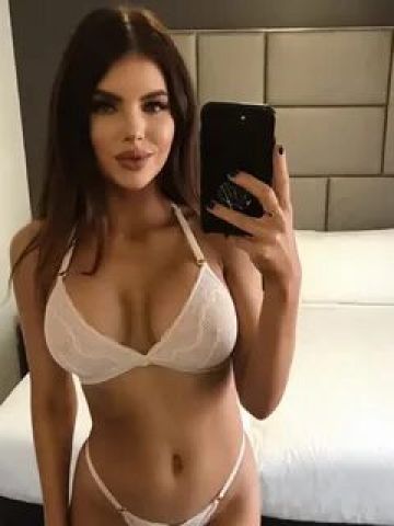 Камилла
